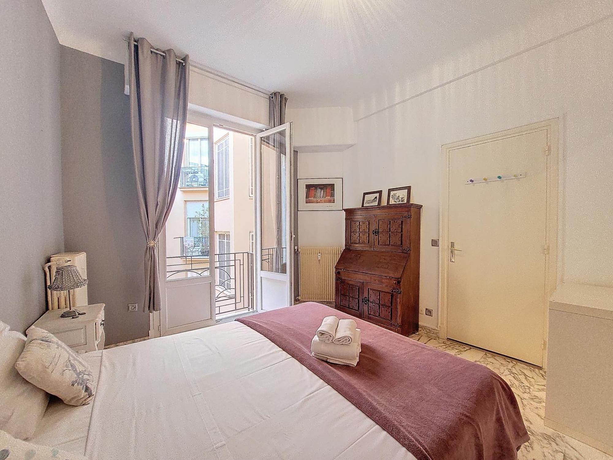 Nestor&Jeeves - Noe - Central - Close Sea - Spacious Nisa Exterior foto